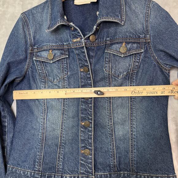 Chico's Jacket Womens Medium Blue Denim Jean Trucker Button Front Logo Buttons - Picture 7 of 9